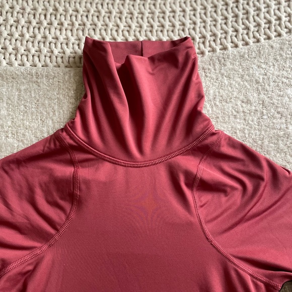 Dri-fit High Neck Pull Over Sweater - Picture 9 of 10